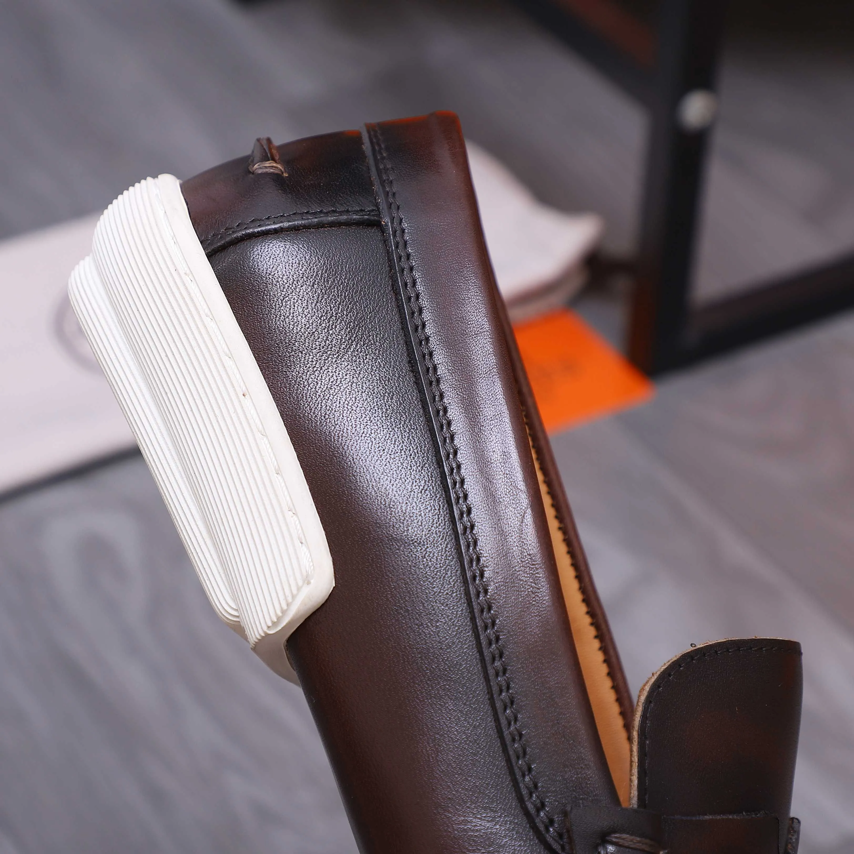 Men's shoes 💰500 Product trademark: HERMES "Hermes" casual slip-on leather shoes Regular size: 38-46 (45.46 custom-made, non-refundable) Product materials: Selected color-brushed cowhide upper, cowhide lining, original outsole